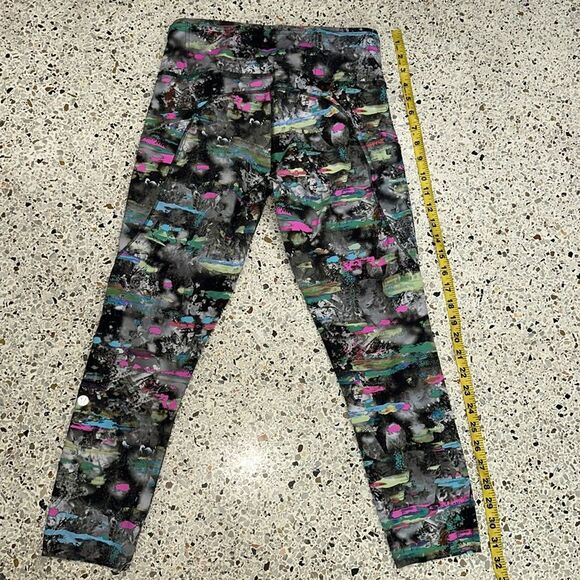Lululemon Fast & Free high rise crop 23” paint drift multi 8 - Picture 6 of 7